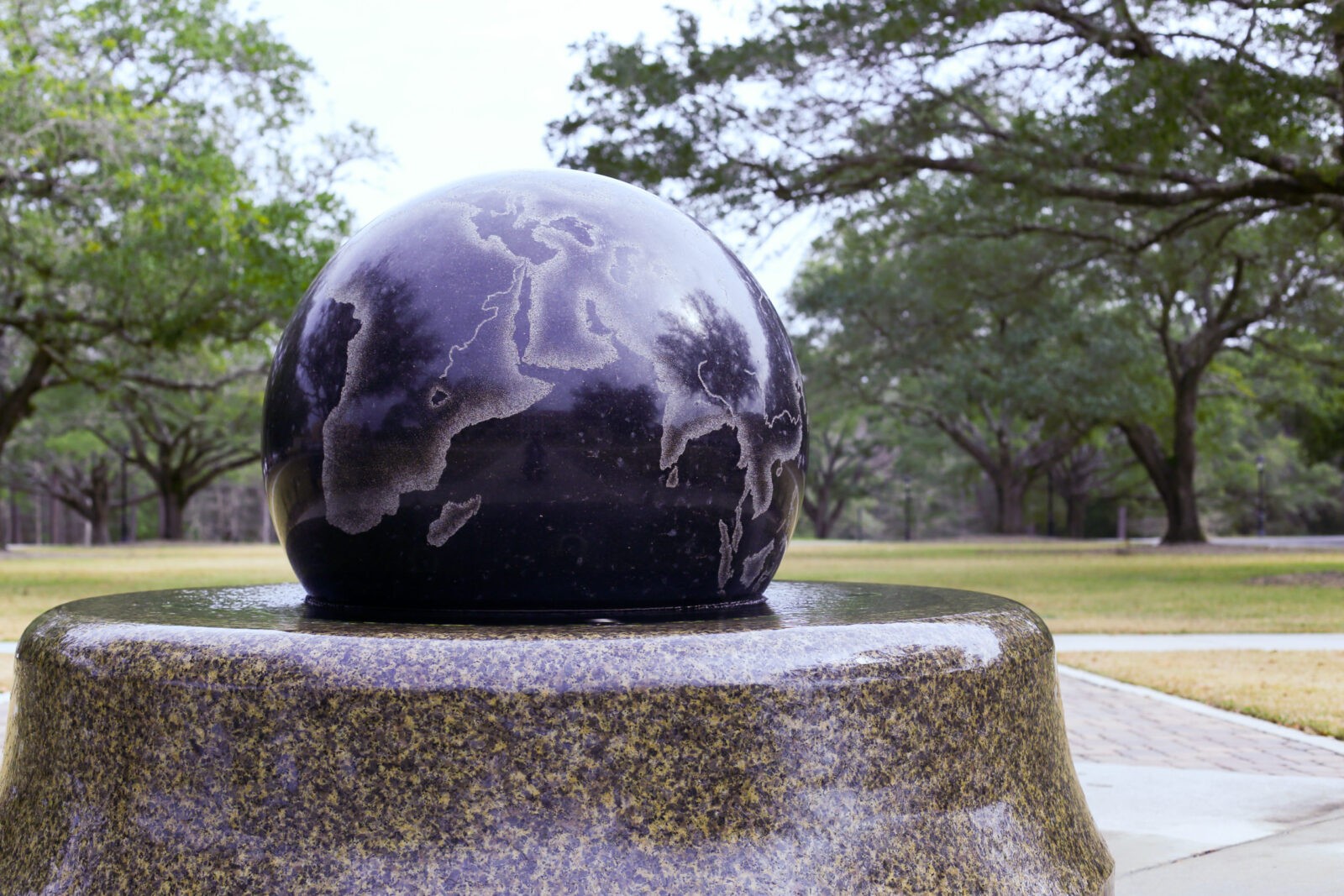 Campus Globe