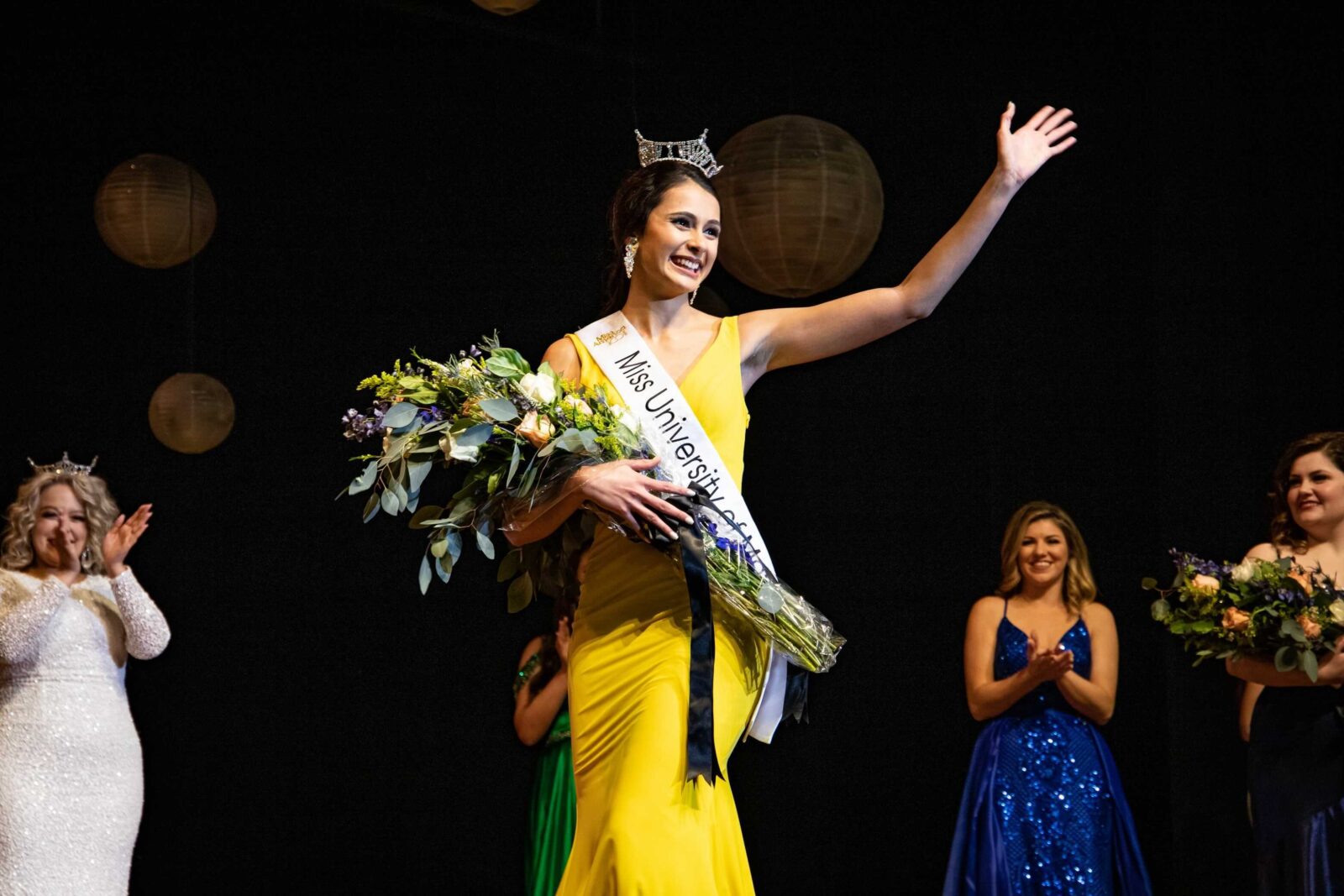 Ashlyn nichols crowned miss university of mobile 2022 university of