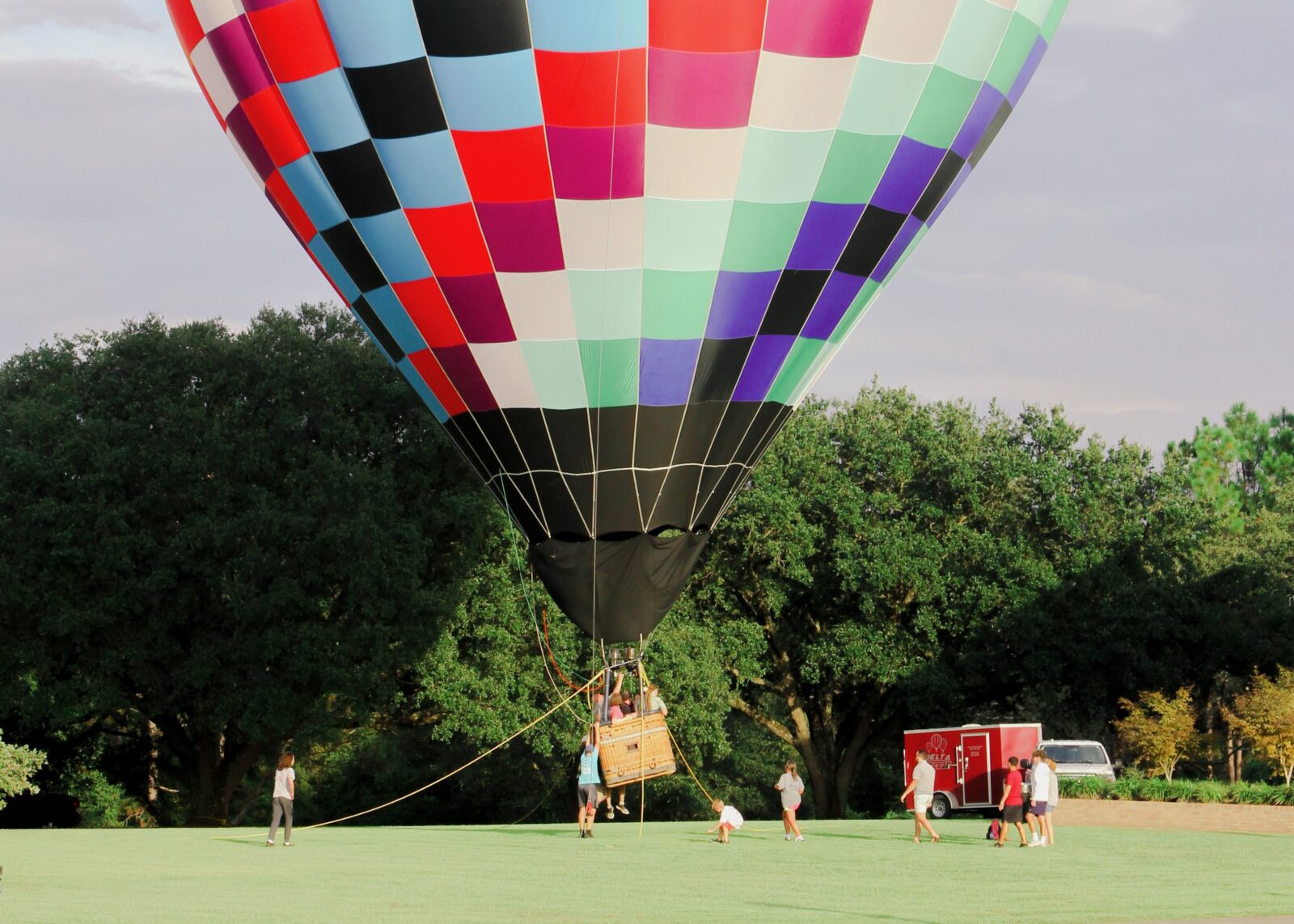 Homecoming-Hot-Air-Balloon