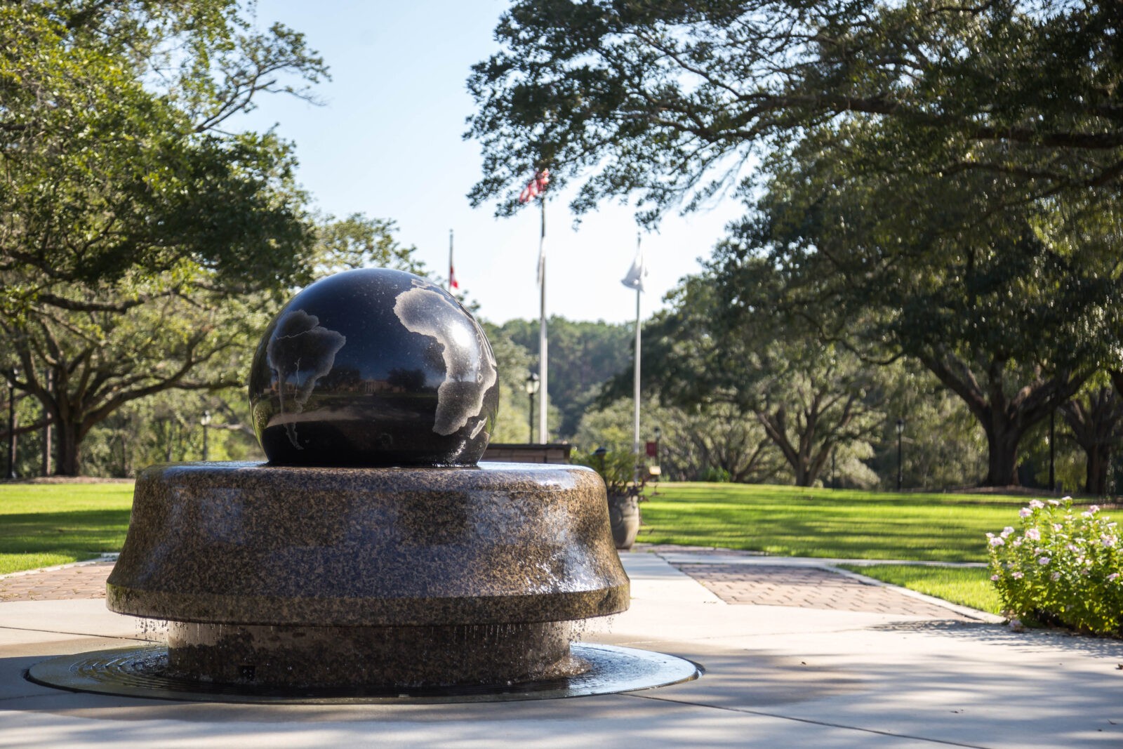 Visit Campus, Earn a Scholarship to University of Mobile