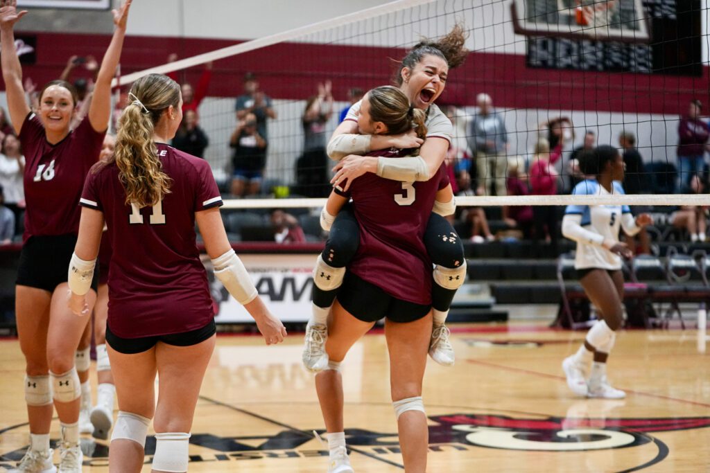 University of Mobile Volleyball Teams Earn AVCA Team Academic Award