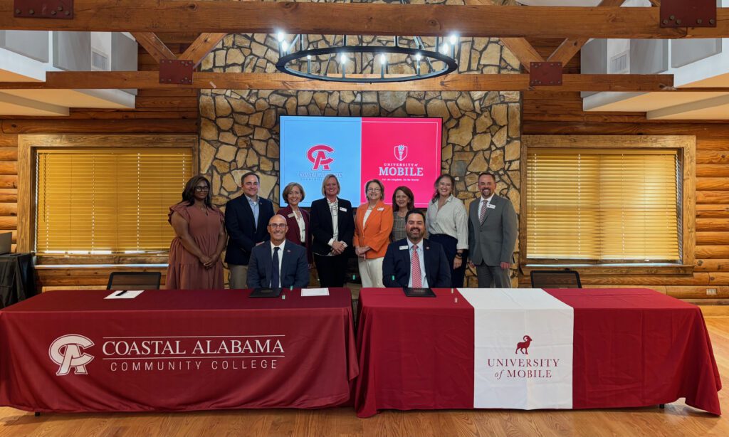 University of Mobile and Coastal Alabama Community College Partner to Create New Pathway for Future Educators